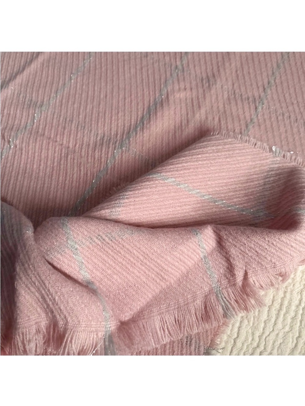 NWT Reitmans pink shimmery scarf ⋆˚࿔ - Picture 3 of 4